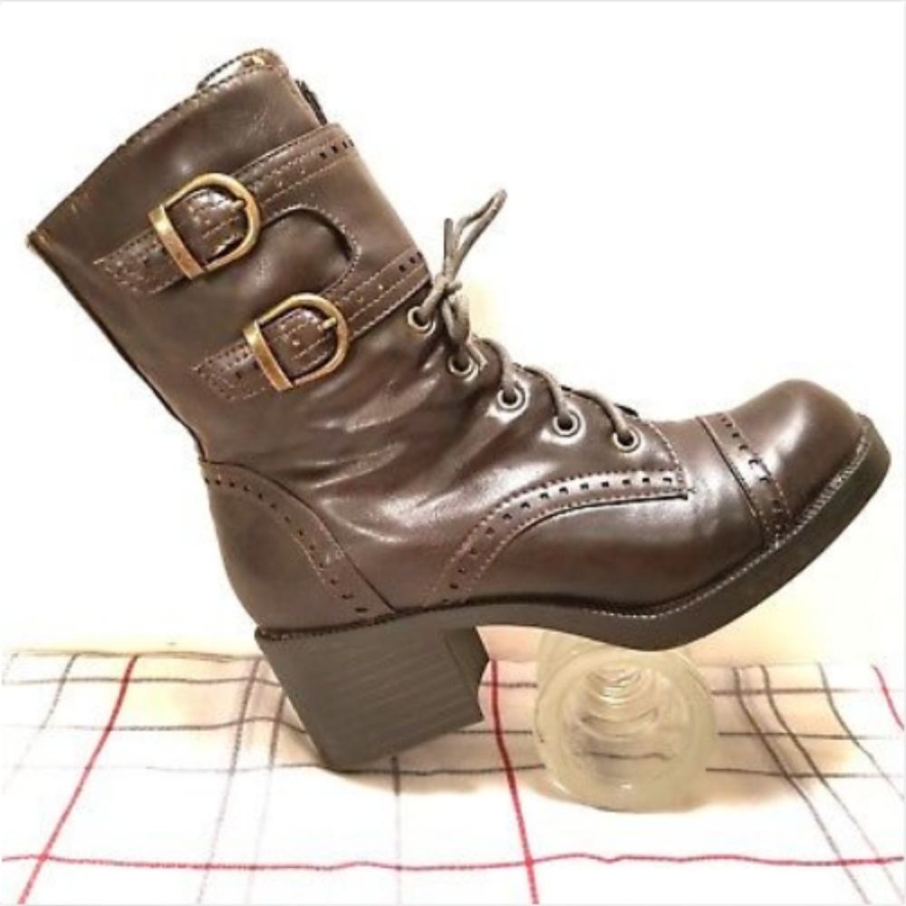 Skechers Womens Cap Toe Ankle Boots sz 5 M SN40178